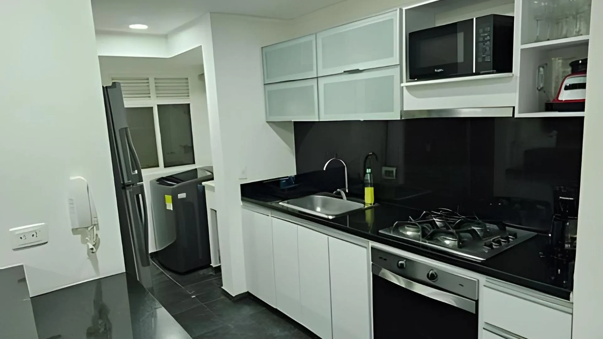 Edificio Santa Catalina Cerca Zona Comercial 卡利 0*,  哥伦比亚